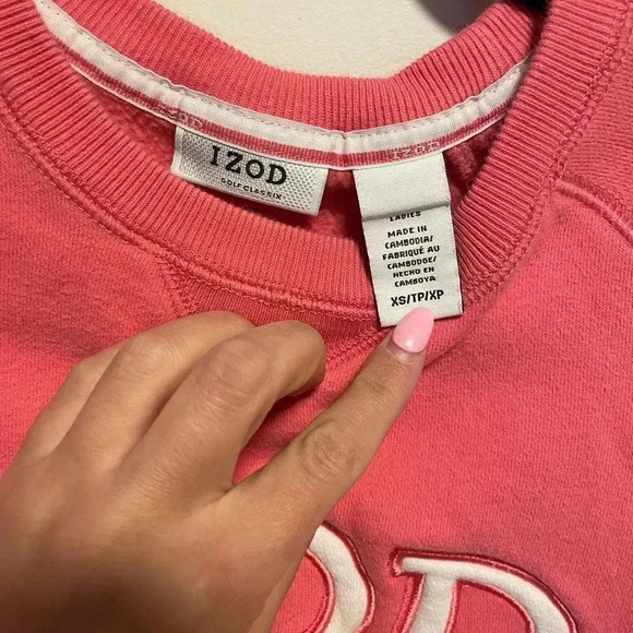 Pink  IZOD crew neck - size XS - Picture 2 of 2